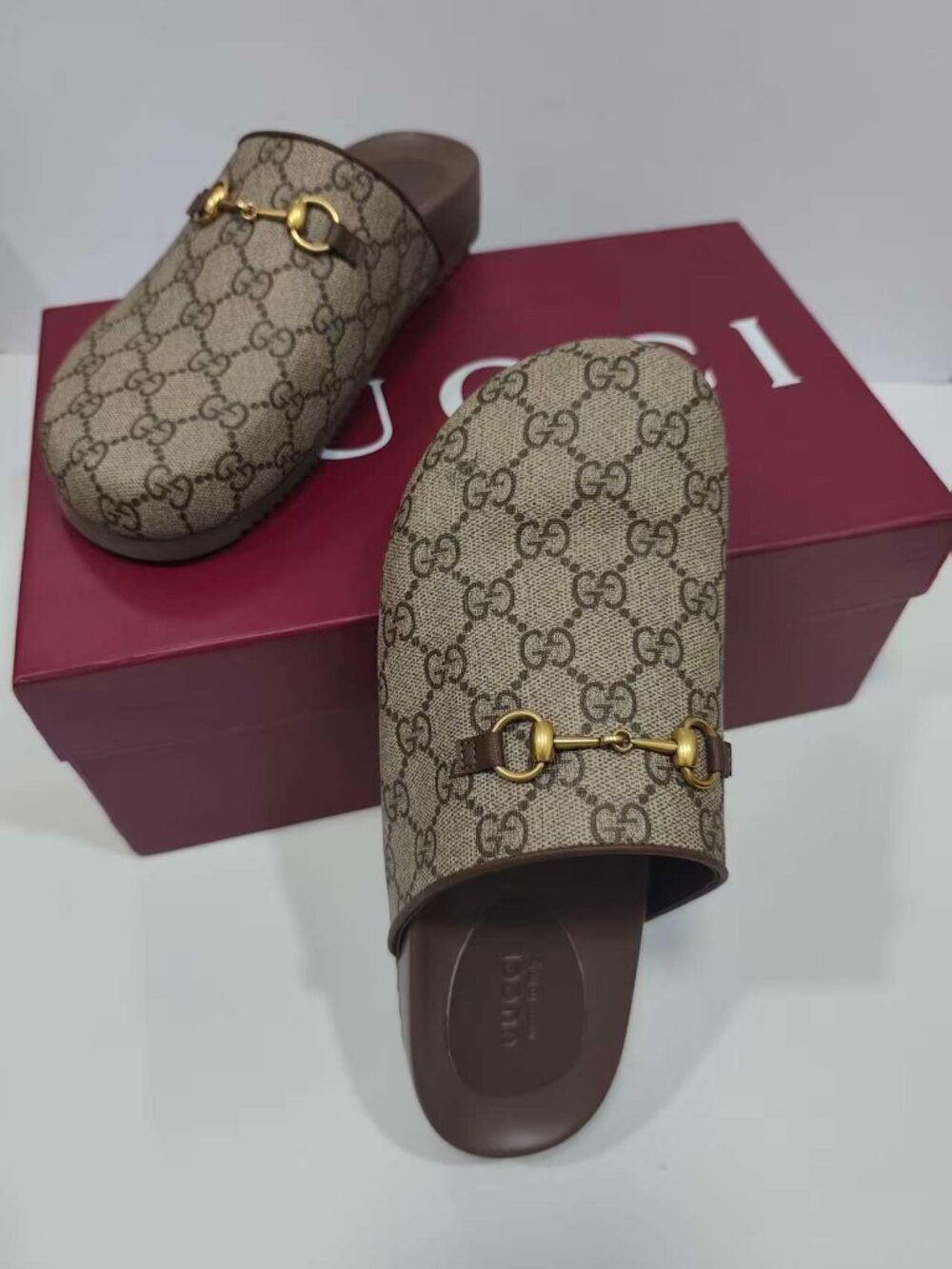 Gucci Women's Authentic Sandals